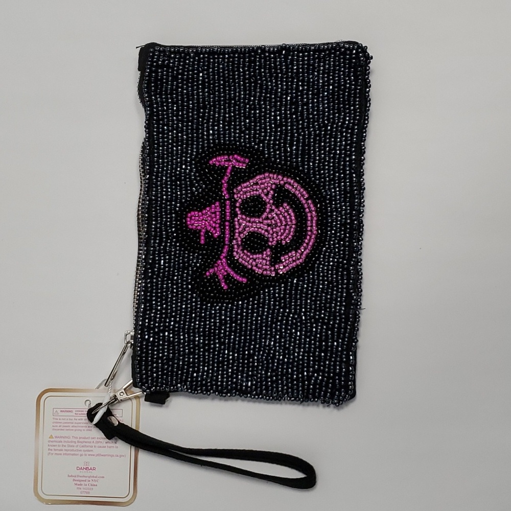 makeup bag or small purse